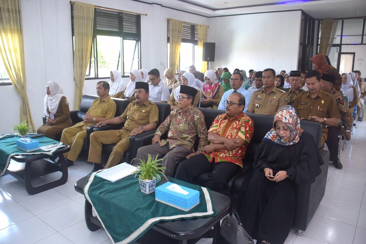 Tim penilai Provinsi Sumbar ketika berkunjung ke Puskesmas Kebun Sikolos Padang Panjang
